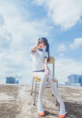 三个女人的艳遇_HDHD在线观看